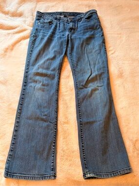 APT. 9 Modern Bootcut Jeans Women’s Medium Wash Stretch Denim Size Modern
